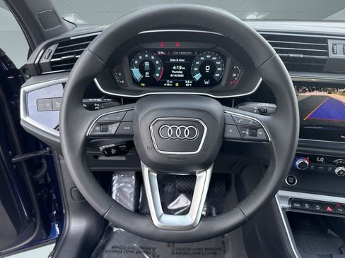 New 2025 Audi Q3 2.0T Premium image 16