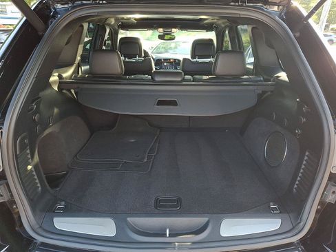 Used 2019 Jeep Grand Cherokee Overland AWD/4WD image 28