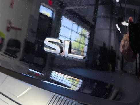 Certified 2024 Nissan Rogue SL FWD image 12