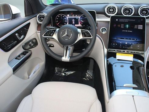 Certified 2026 Mercedes-Benz GLC 300 GLC 300 image 28