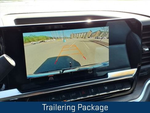 Certified 2025 GMC Sierra 1500 SLT image 3