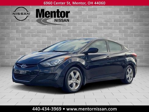 Used 2013 Hyundai Elantra GLS image 3