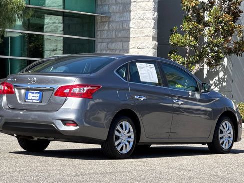 Used 2019 Nissan Sentra S FWD image 4