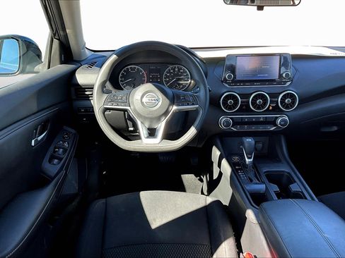 Used 2021 Nissan Sentra S image 5