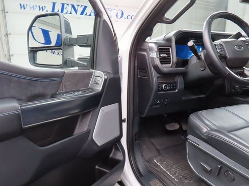 Used 2025 Ford F250 Platinum image 46