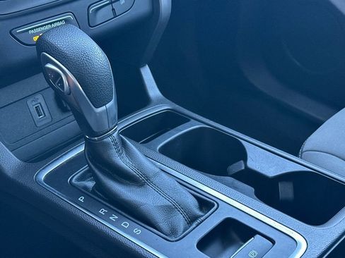 Used 2017 Ford Escape S FWD image 21