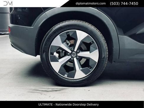 Used 2023 Volvo XC40 B5 Ultimate AWD/4WD image 41