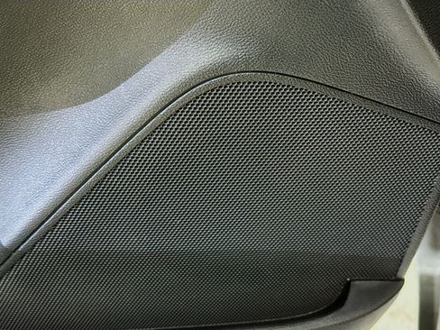 Used 2020 Chevrolet Trax LT image 21