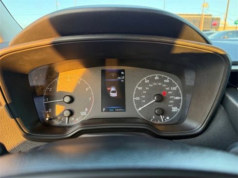 Used 2023 Toyota Corolla LE image 19