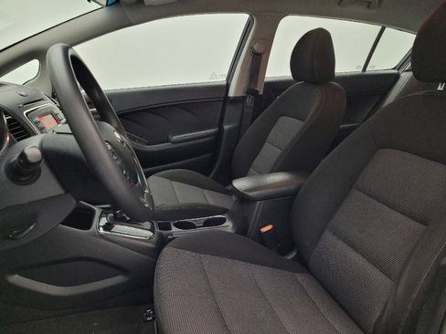 Used 2017 Kia Forte LX FWD image 17