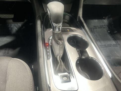 Used 2024 Chevrolet Malibu LT FWD image 19