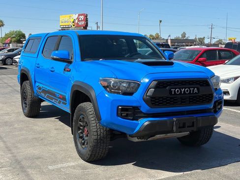 Used 2019 Toyota Tacoma TRD Pro AWD/4WD image 9