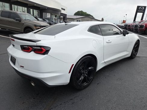 Used 2021 Chevrolet Camaro LT RWD image 5