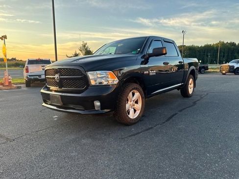 Used 2014 RAM 1500 Express AWD/4WD image 19