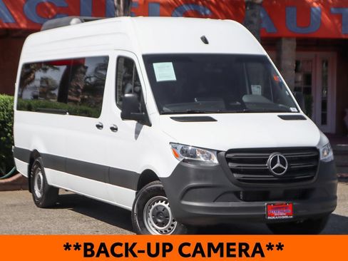 Used 2026 Mercedes-Benz Sprinter 2500 image 2