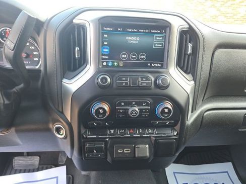 Certified 2022 Chevrolet Silverado 3500 LT w/ Convenience Package AWD/4WD image 10