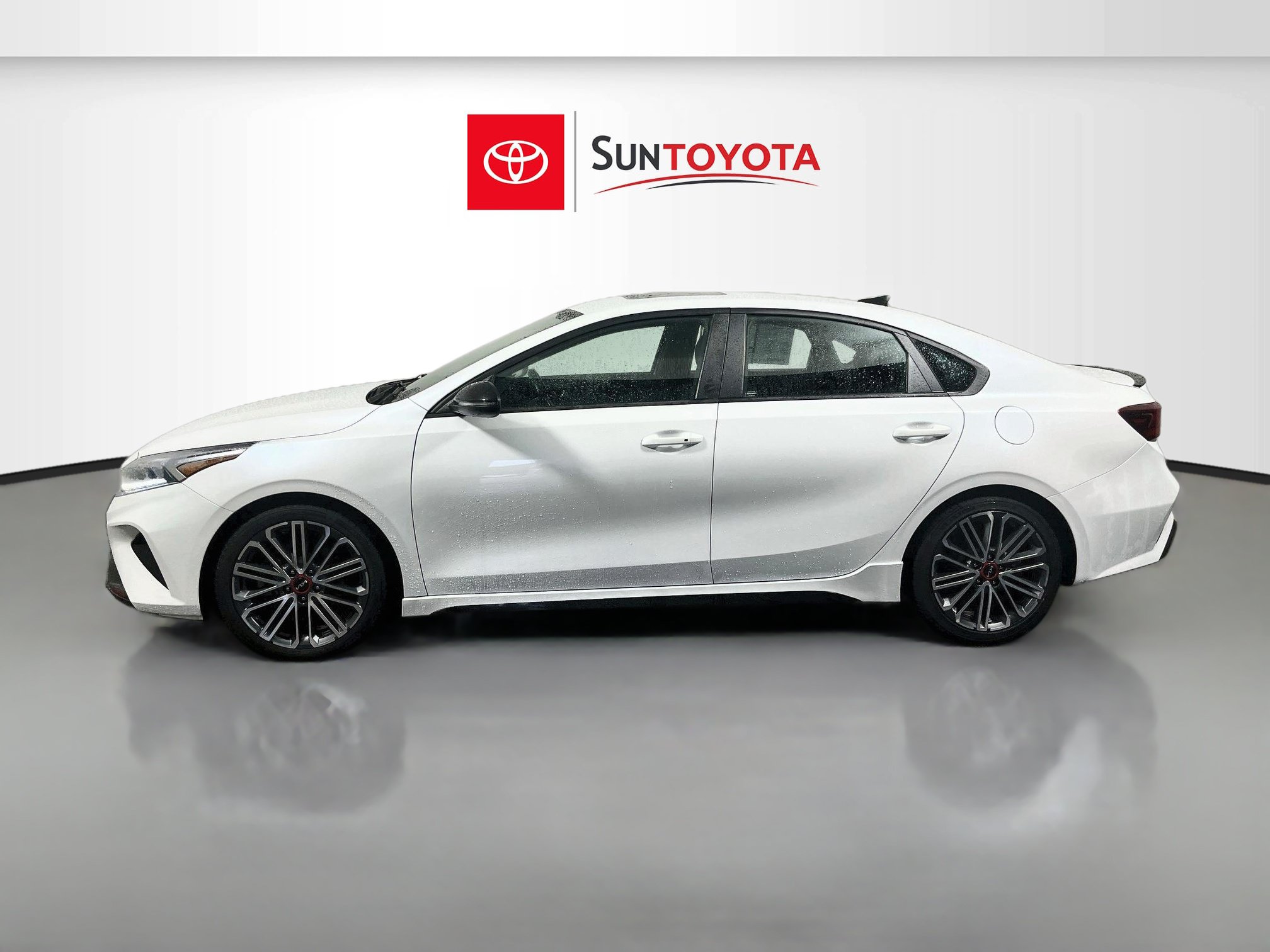 Used 2023 Kia Forte GT w/ GT2 Package FWD image 7