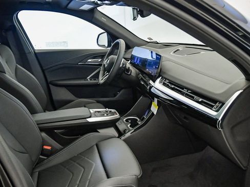 New 2026 BMW X2 xDrive28i w/ Technology Package image 17