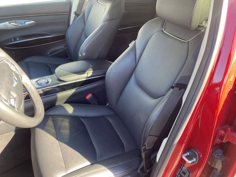 Used 2025 Genesis GV70 2.5T image 11