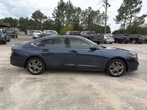 Used 2024 Honda Accord EX image 8