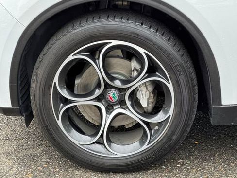 Used 2019 Alfa Romeo Stelvio Ti image 46