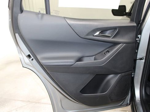 New 2026 Chevrolet Equinox LT w/ Convenience Package II image 17