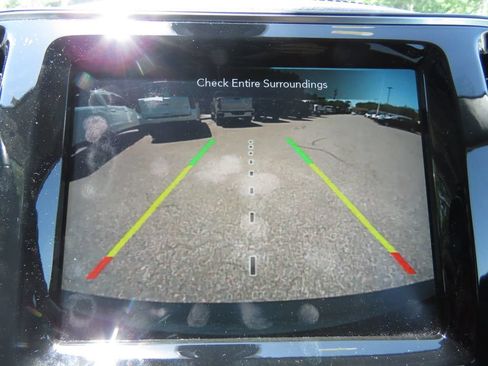 Used 2020 Jeep Cherokee Limited AWD/4WD image 25