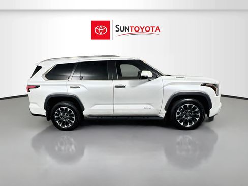 Used 2025 Toyota Sequoia Limited AWD/4WD image 2