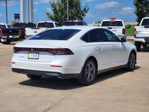 Used 2024 Honda Accord EX image 5
