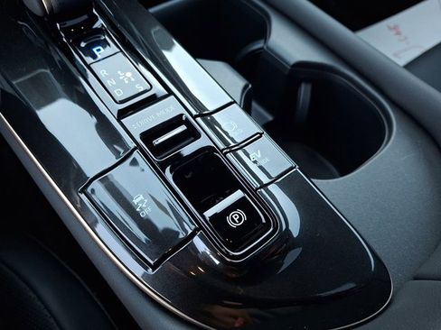 New 2026 Toyota Crown Signia XLE AWD image 18