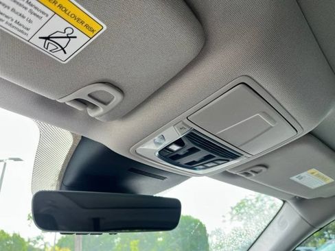 Used 2025 Acura MDX FWD w/ Technology Package image 13