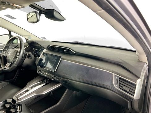 Used 2018 Honda Clarity Touring image 25