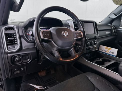Used 2022 RAM 1500 Big Horn AWD/4WD image 9
