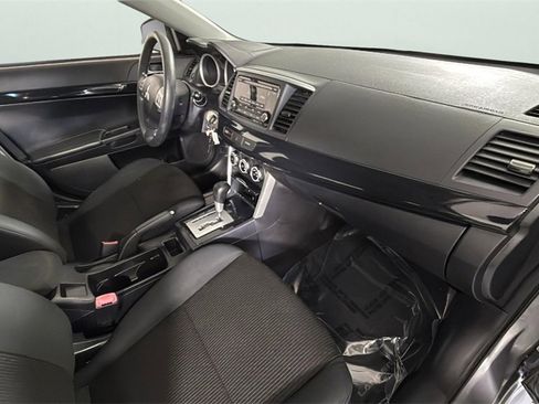 Used 2016 Mitsubishi Lancer ES image 31