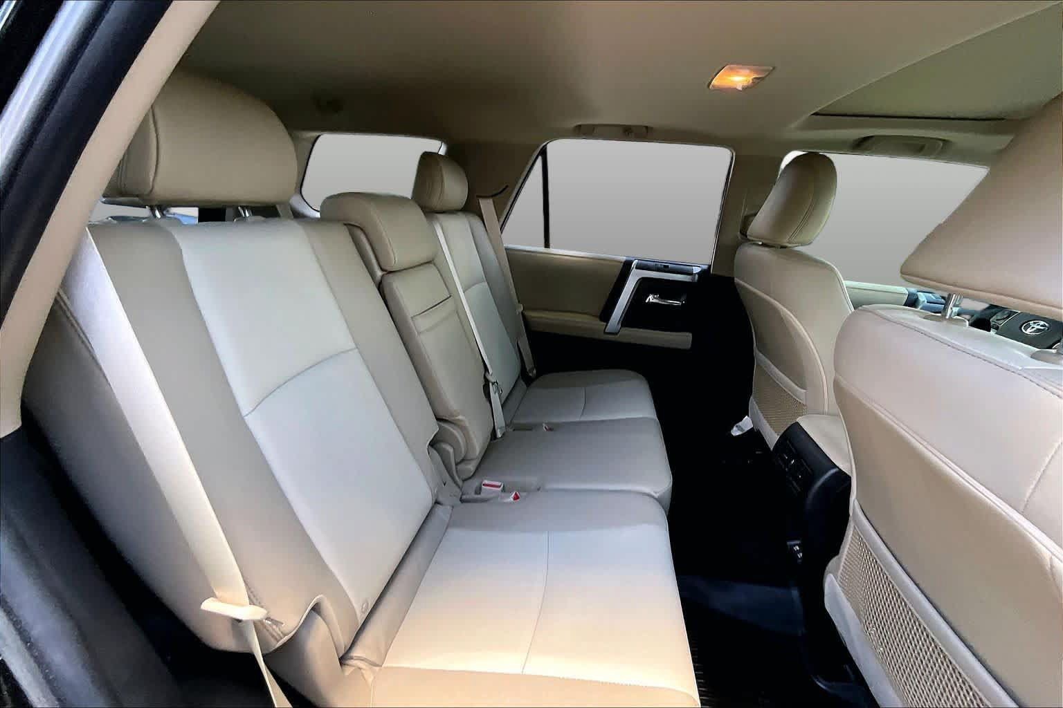 Used 2022 Toyota 4Runner SR5 Premium w/ Moonroof Package RWD image 20
