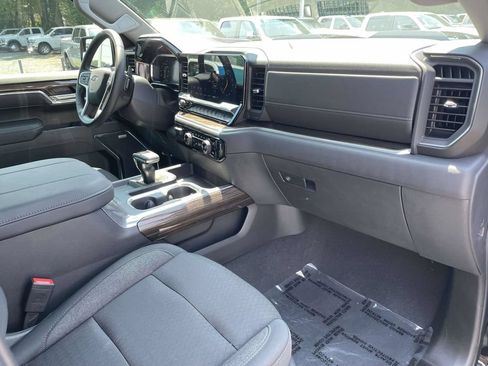 Used 2026 Chevrolet Silverado 1500 LT Trail Boss w/ Convenience Package II AWD/4WD image 14