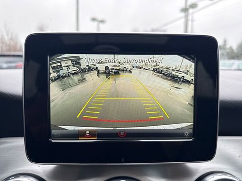 Used 2017 Mercedes-Benz GLA 250 GLA 250 image 25