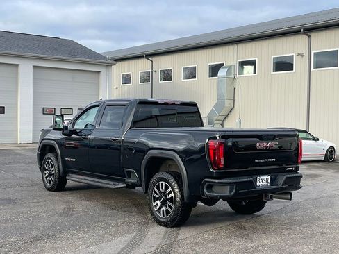 Used 2023 GMC Sierra 2500 AT4 w/ AT4 Premium Plus Package AWD/4WD image 12