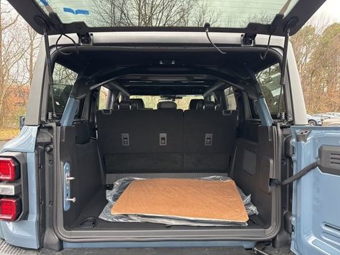 New 2025 Ford Bronco Raptor image 21