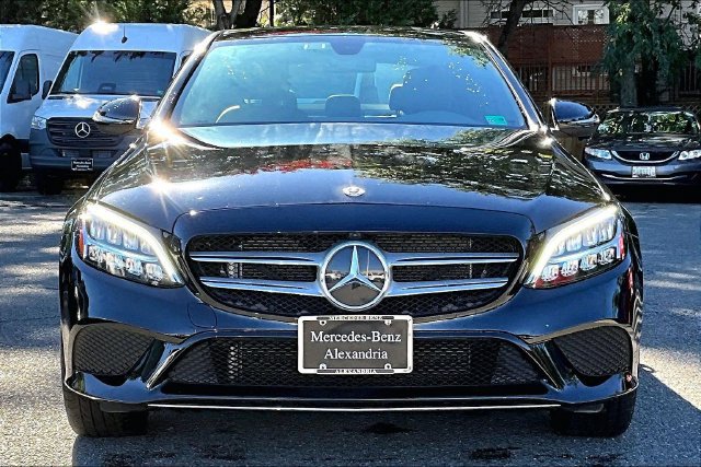 Used 2021 Mercedes-Benz C 300 4MATIC Sedan image 2