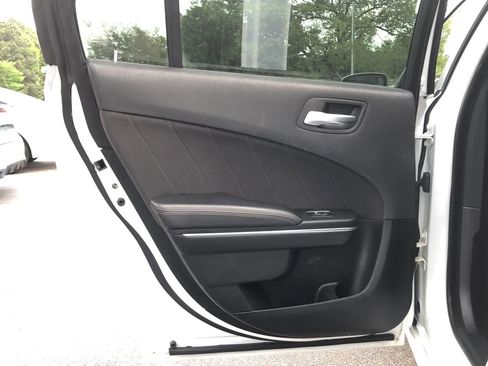Used 2018 Dodge Charger R/T image 13
