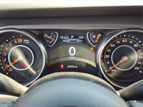 Used 2023 Jeep Gladiator Sport AWD/4WD image 14