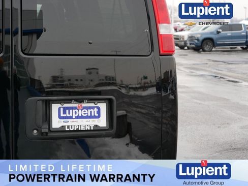 Used 2025 Chevrolet Express 3500 LT w/ LT Preferred Equipment Group image 7