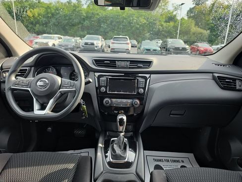Used 2020 Nissan Rogue Sport S AWD/4WD image 19
