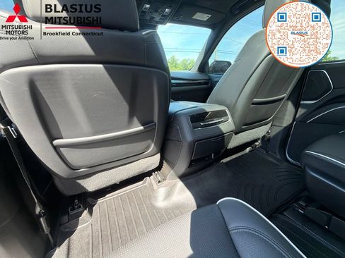 Used 2023 Cadillac Escalade Sport AWD/4WD image 62