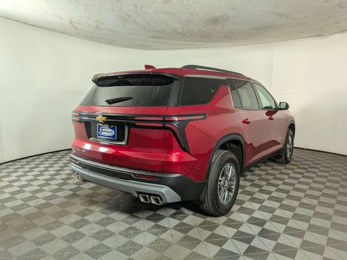 New 2026 Chevrolet Traverse LT w/ Driver Confidence Package image 7