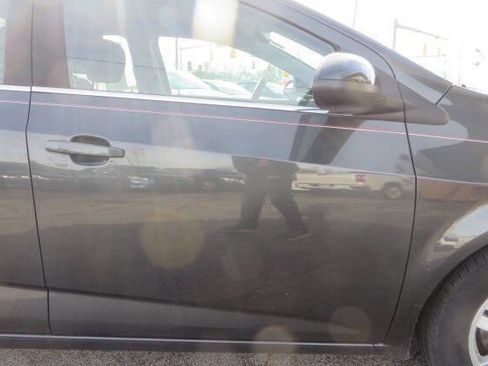 Used 2016 Chevrolet Sonic LT image 46