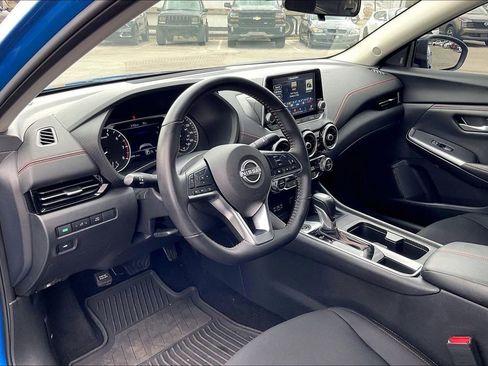 Certified 2024 Nissan Sentra SR FWD image 17