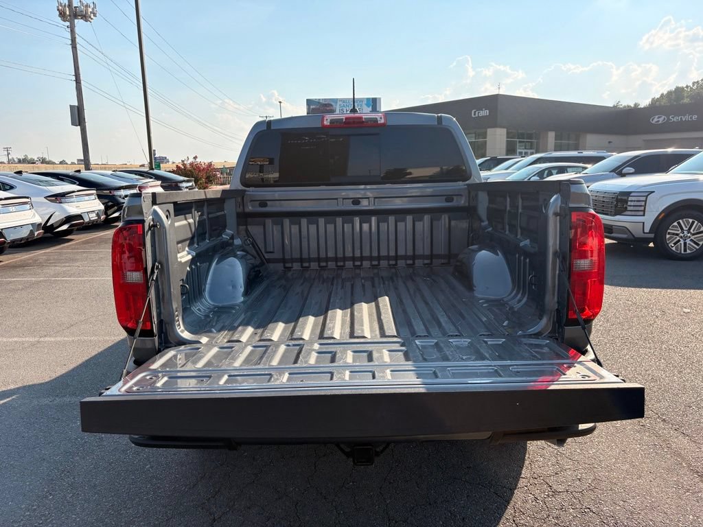 Used 2022 Chevrolet Colorado LT w/ Safety Package RWD image 7