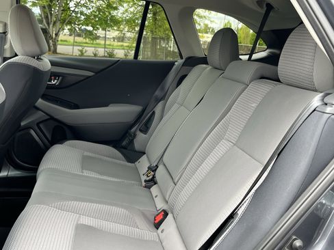 Used 2023 Subaru Outback Premium AWD/4WD image 13